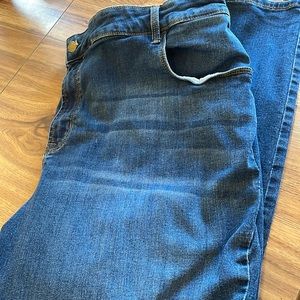 Old Navy Rockstar Super Skinny jeans, size 30 plus